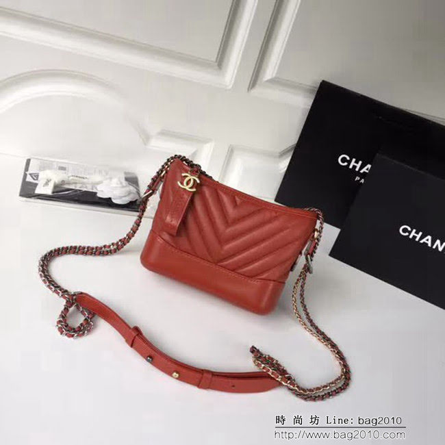 香奈兒CHANEL2018年新款V格 Chanel Gabrielle 橙紅色鏈條流浪包 DSC2067